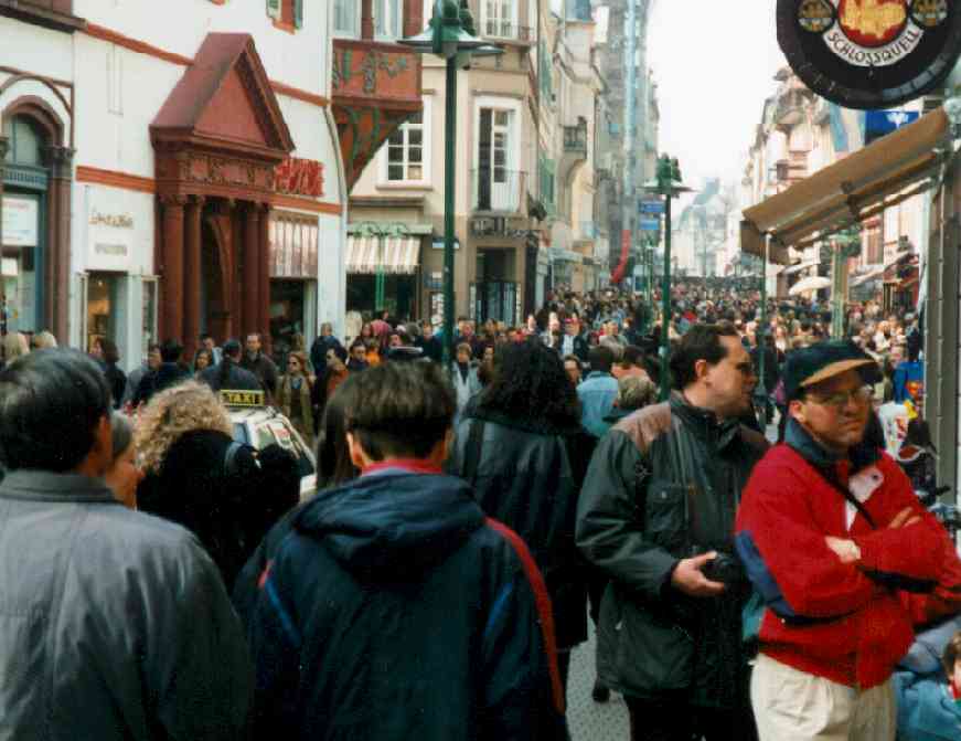 Hauptstraße Heidelbergs (46360 Byte)